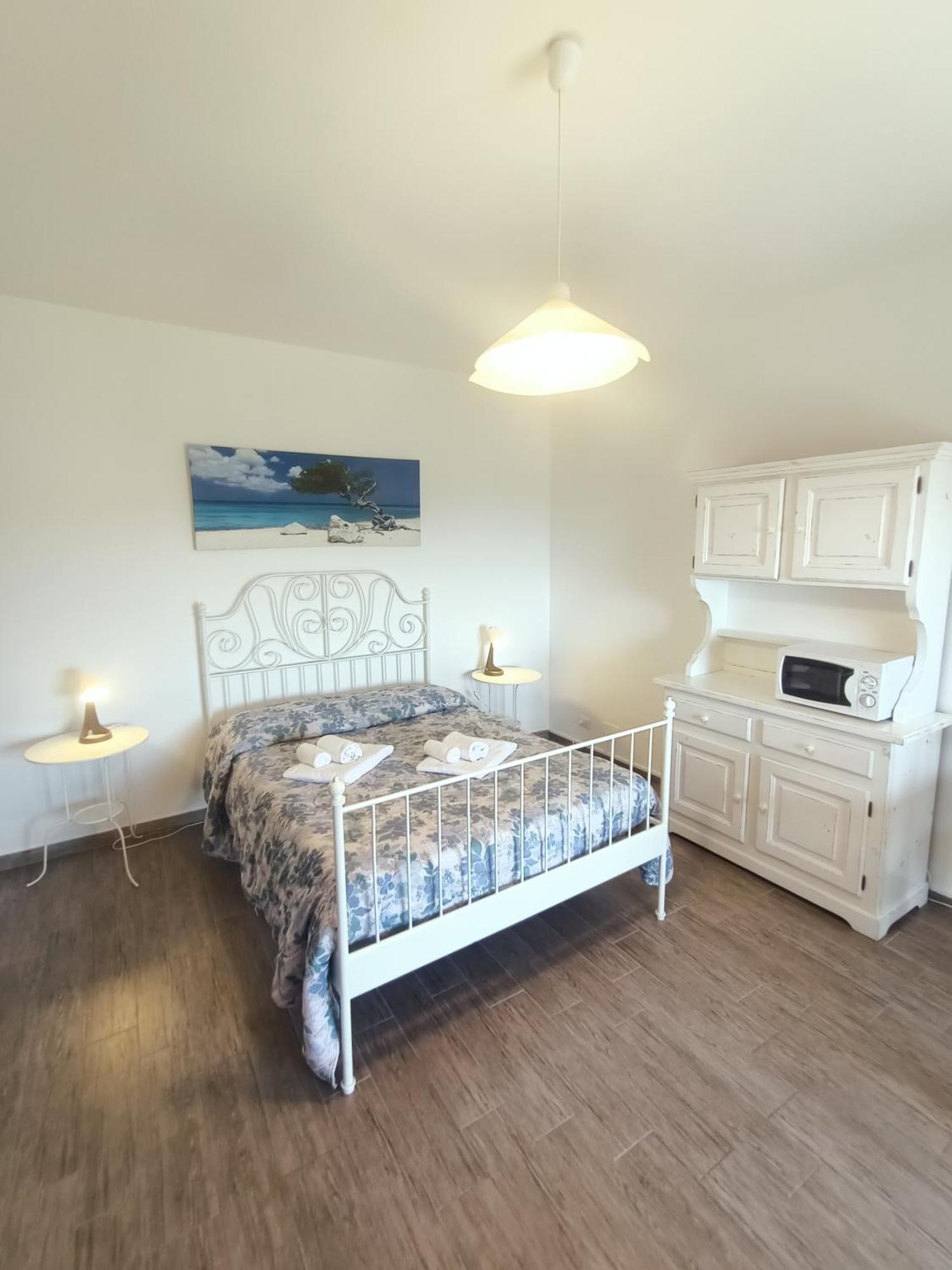 Residence La Meridiana San Bartolomeo Al Mare Luaran gambar