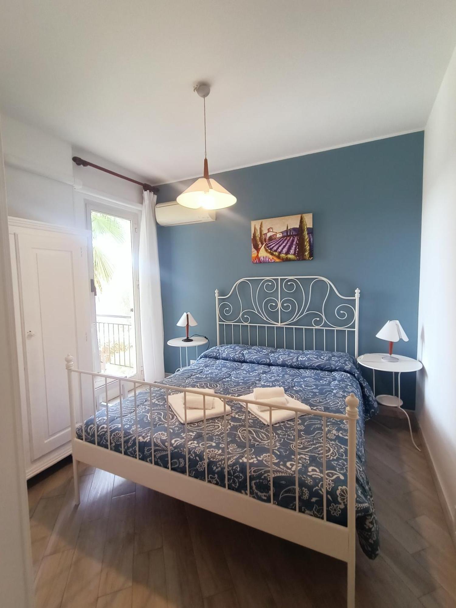 Residence La Meridiana San Bartolomeo Al Mare Luaran gambar