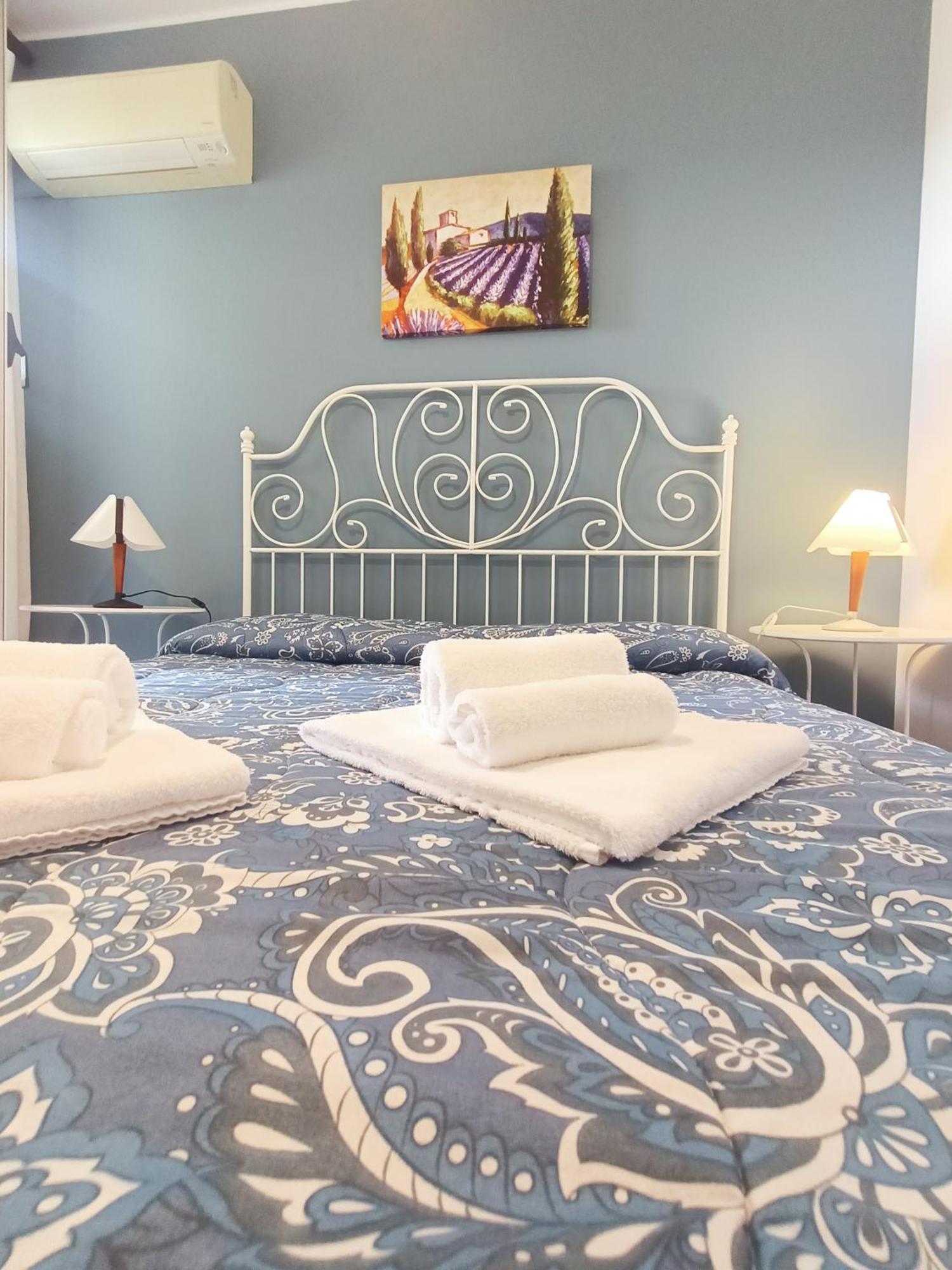 Residence La Meridiana San Bartolomeo Al Mare Luaran gambar