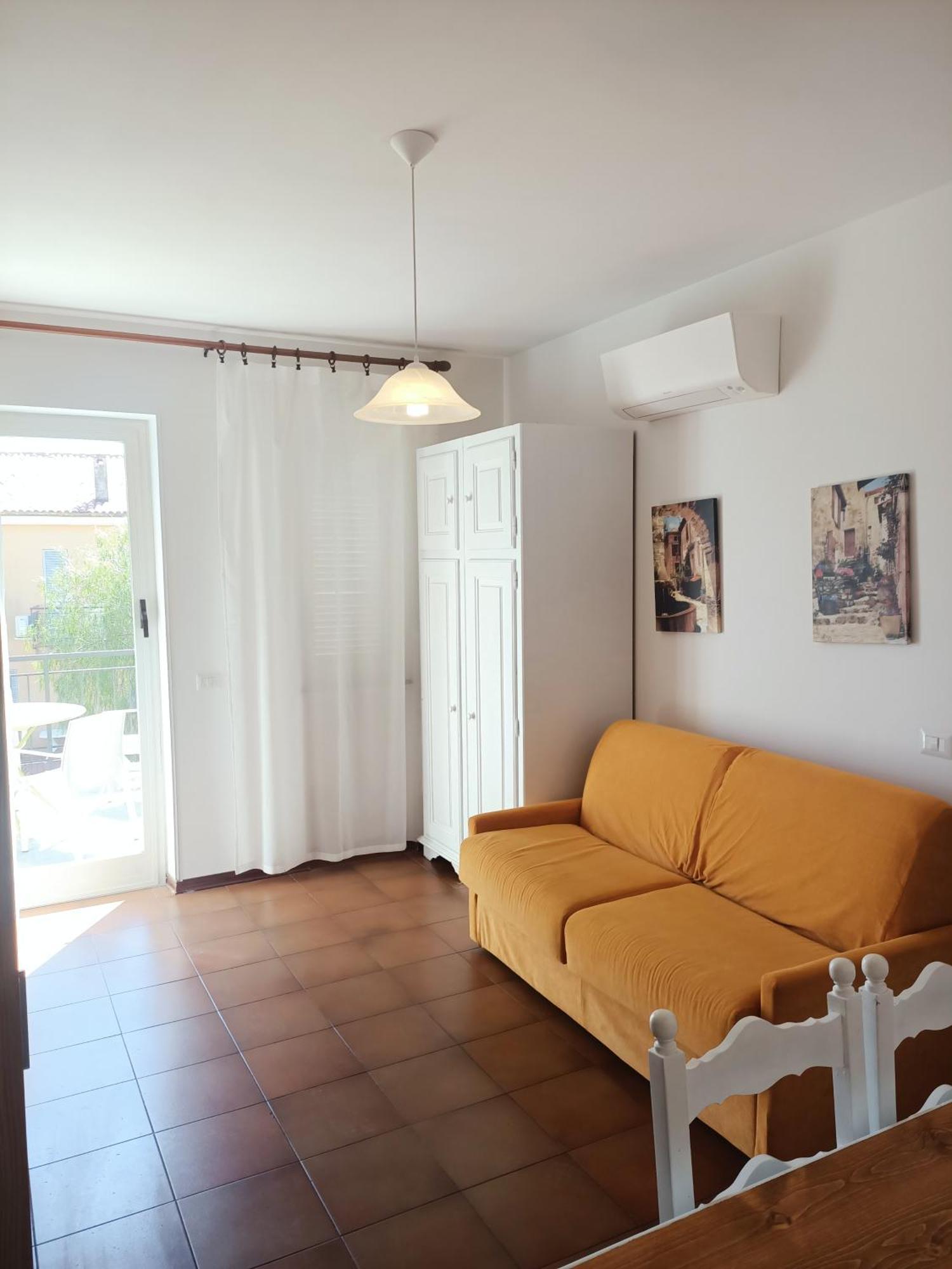 Residence La Meridiana San Bartolomeo Al Mare Luaran gambar