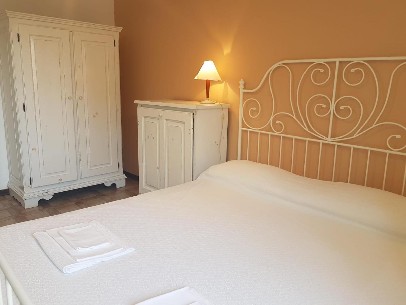 Residence La Meridiana San Bartolomeo Al Mare Luaran gambar