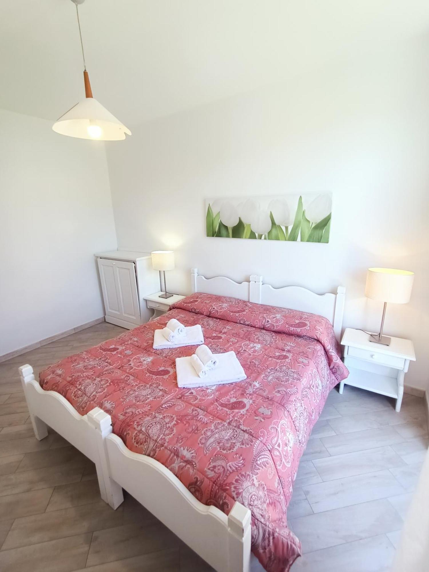 Residence La Meridiana San Bartolomeo Al Mare Luaran gambar